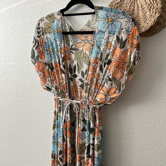 Stylish Swimwear Floral Maxi Coverup - Picture 3 of 14